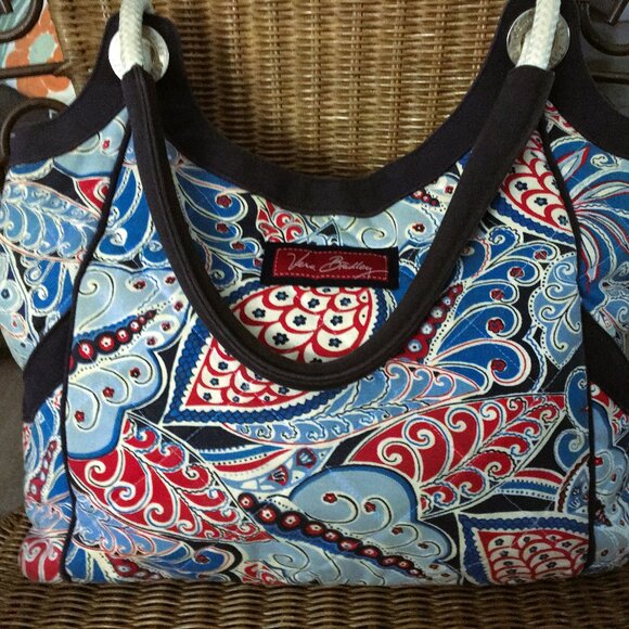 Vera Bradley Large Anchor Tote Bag Seaside Tote Paisley Print - Picture 1 of 8